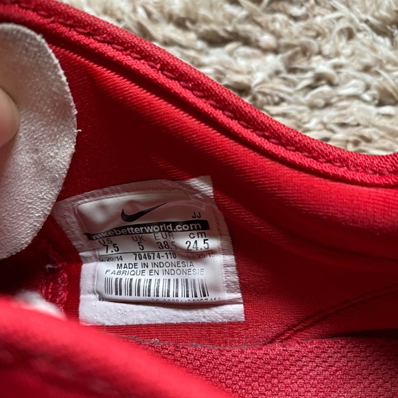 Nike Running Sneakers - Picture 5 of 6